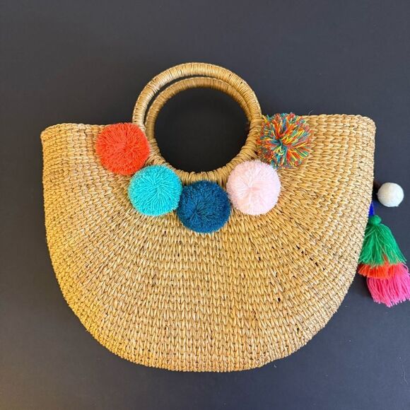 Boho Straw Tote Bag with Colorful Pom-Poms – So Fun & Perfect for Summer! - Picture 6 of 6